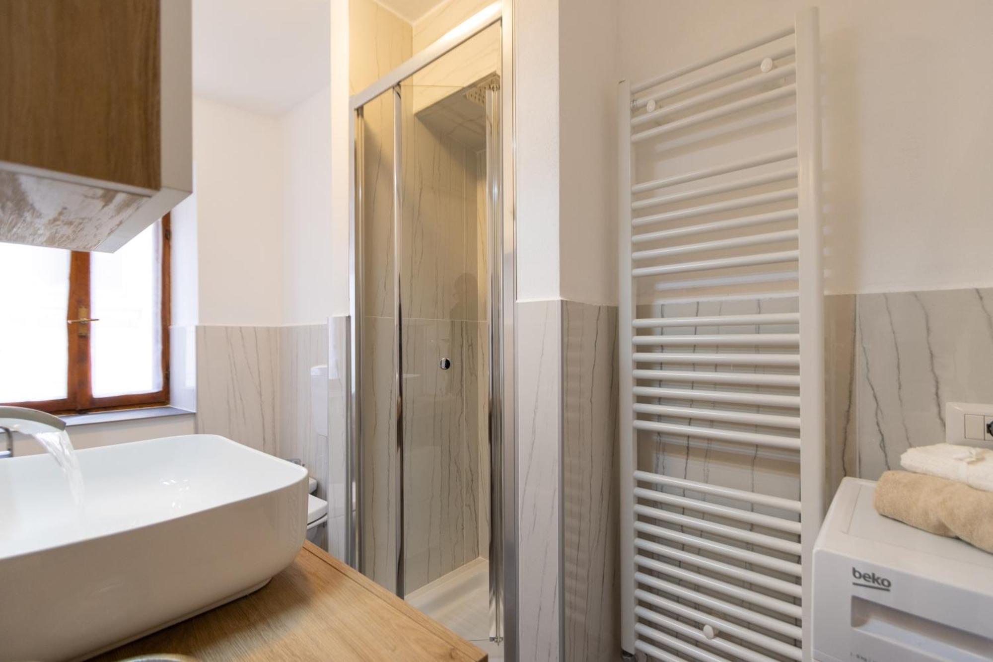 Golden Lake - Luxury Apartment ☆☆☆☆☆ - 100M From The Lake Baveno Dış mekan fotoğraf