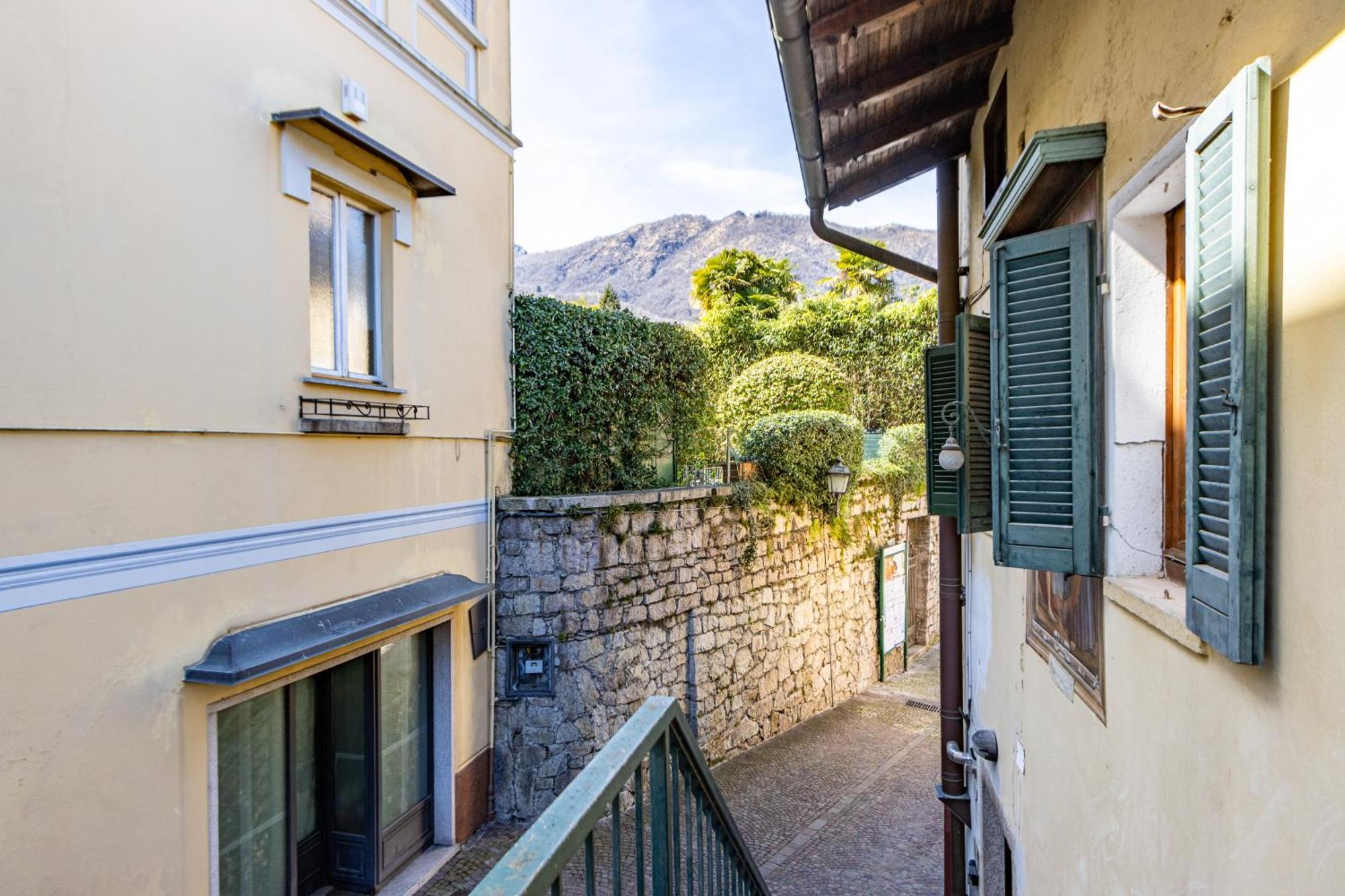 Golden Lake - Luxury Apartment ☆☆☆☆☆ - 100M From The Lake Baveno Dış mekan fotoğraf